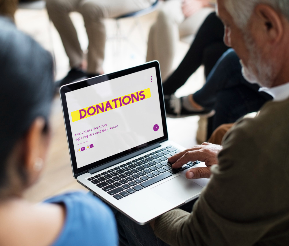 Le don en ligne transforme-t-il notre manière d’être solidaire